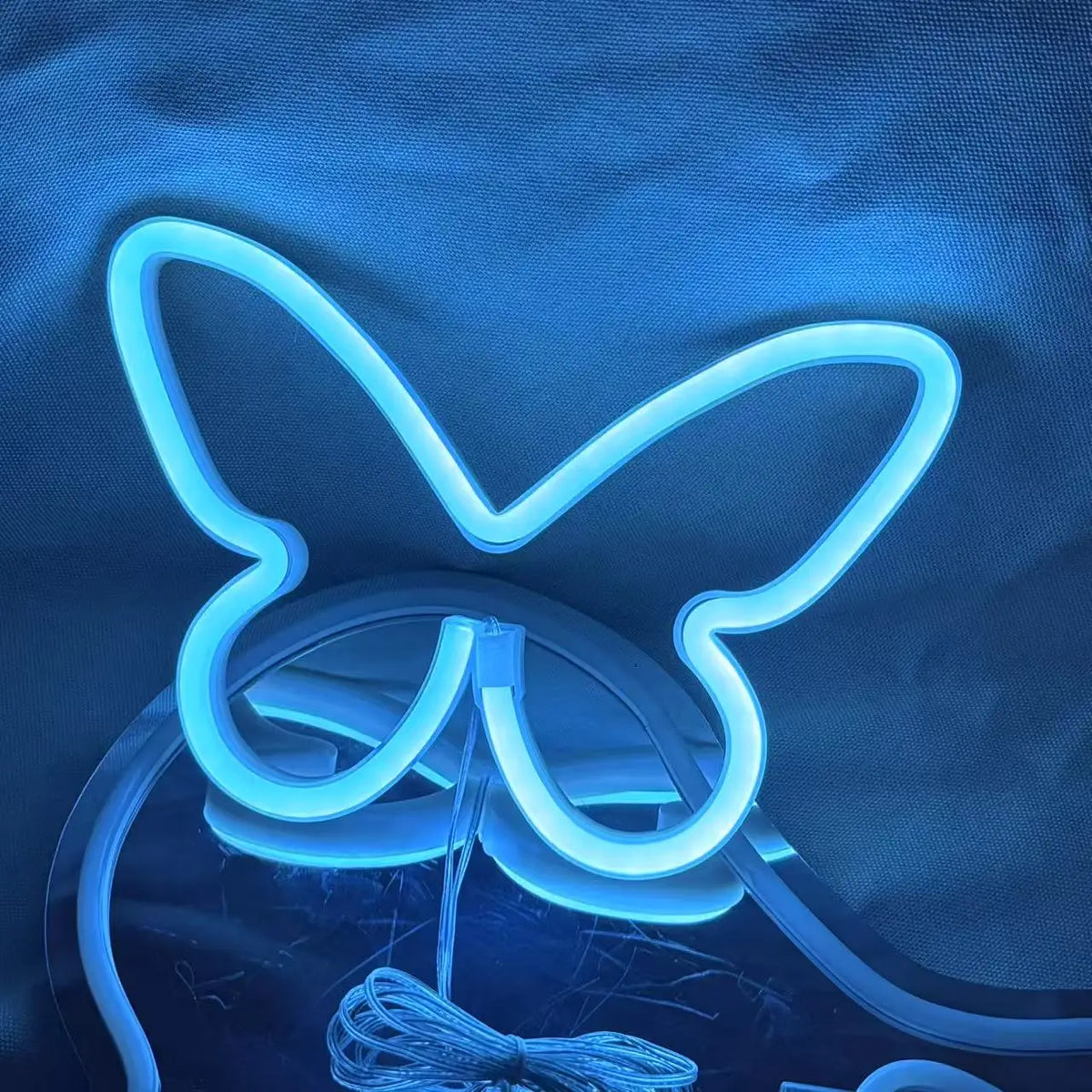 Butterfly Love LED Neon Light , Girl's Room Birthday Christmas Wedding Party Light, Valentine's Day Gift,USB/Battery Powered